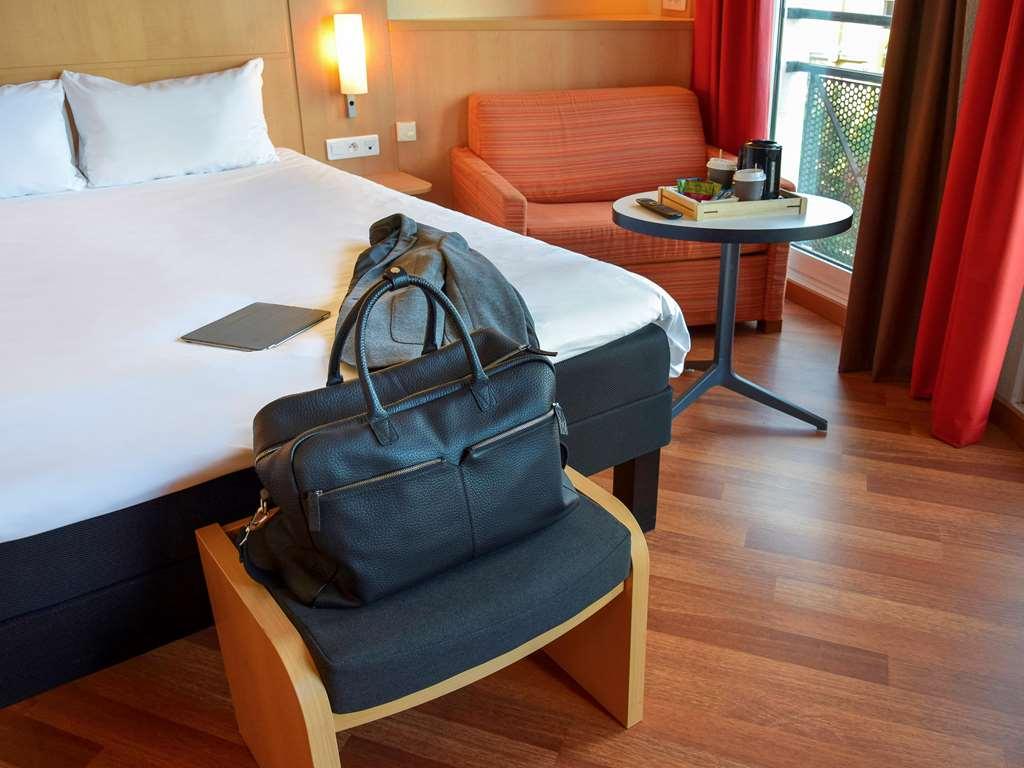 Ibis Nancy Centre Gare Et Congres Hotel Kamer foto