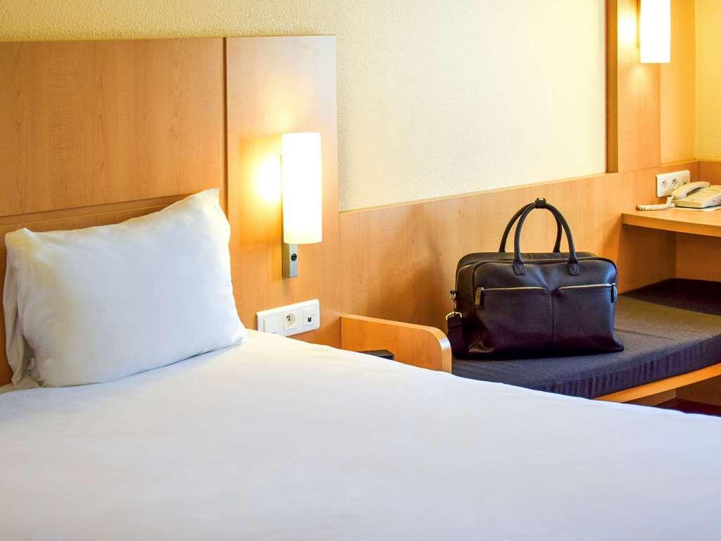 Ibis Nancy Centre Gare Et Congres Hotel Kamer foto